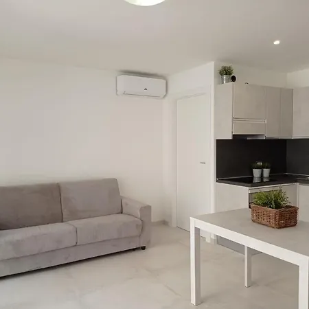 Gelsimori Apartments Otranto Exterior photo