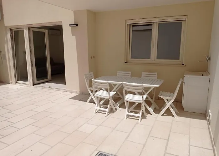 Gelsimori Apartments