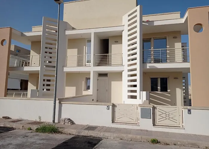 Gelsimori Apartments