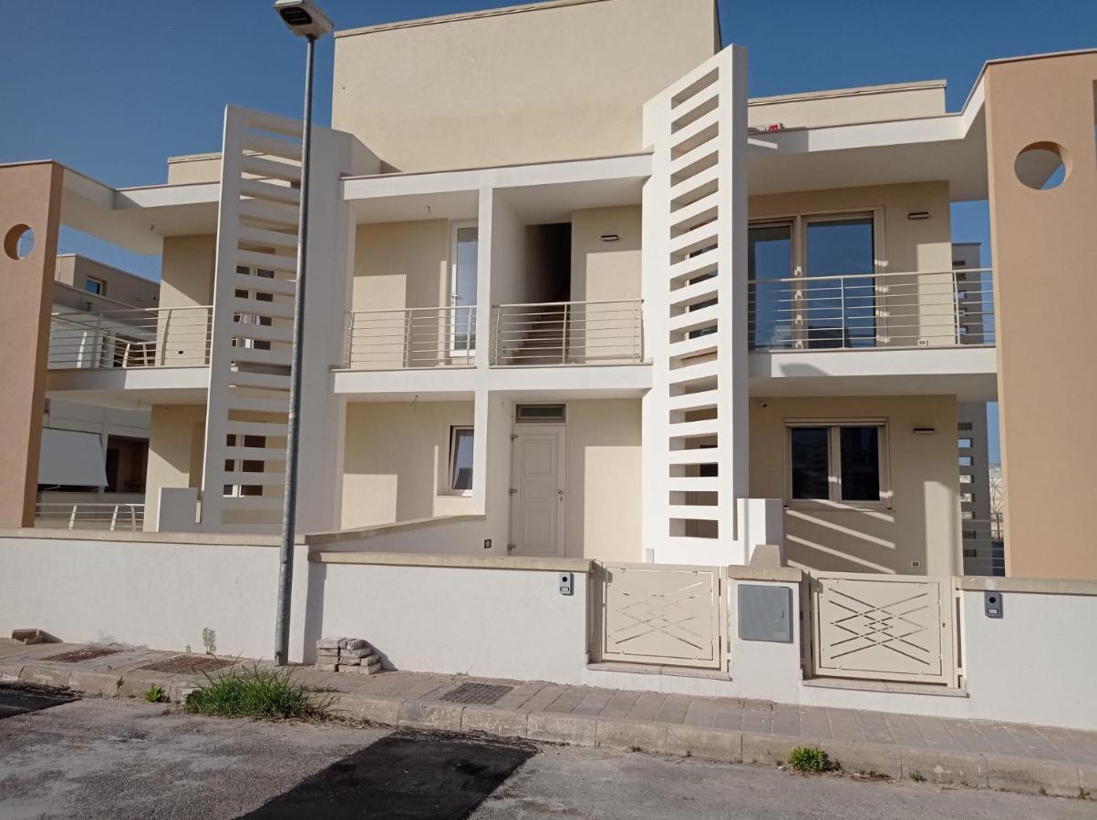 Gelsimori Apartment